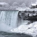niagara-falls-frozen-2