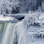 niagara-falls-frozen-3